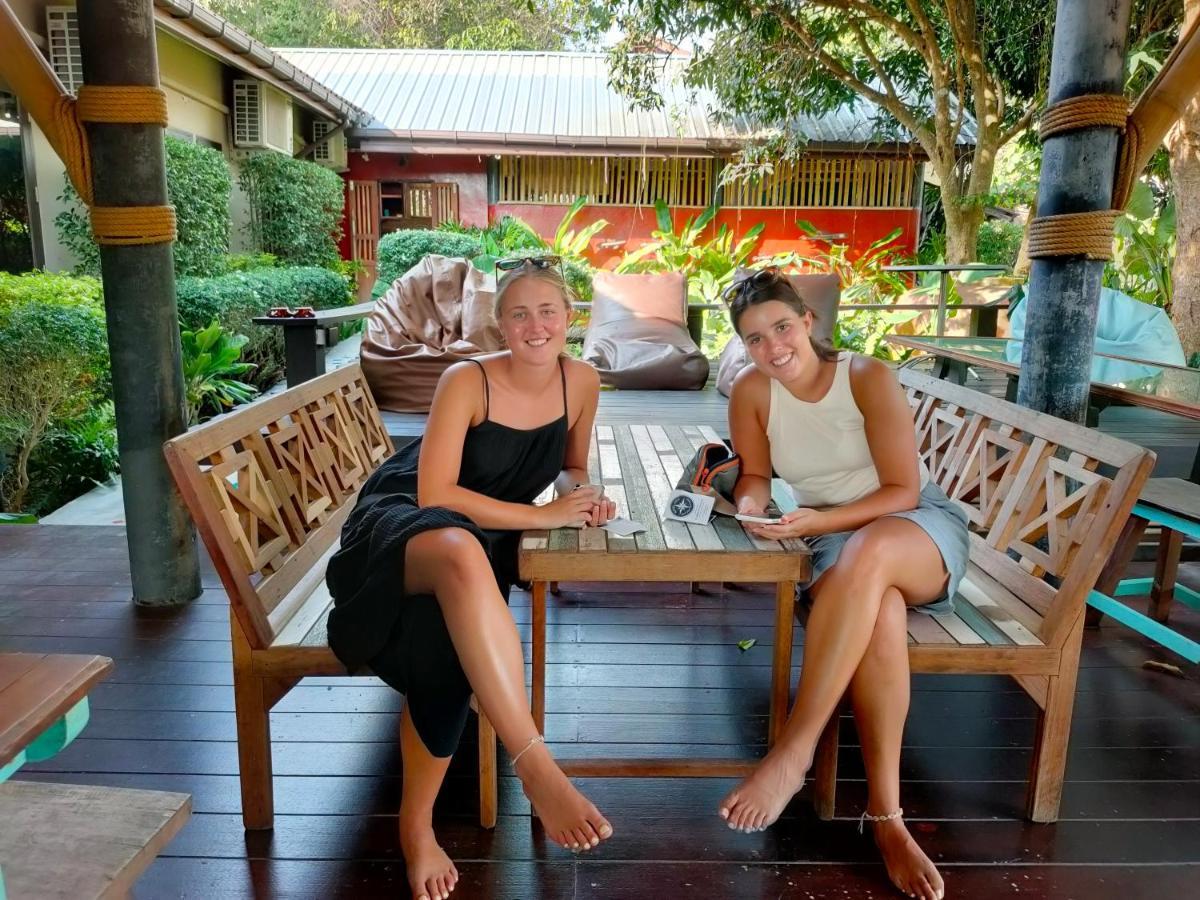 Aha Lanta Cozy Hostel Ko Lanta Extérieur photo